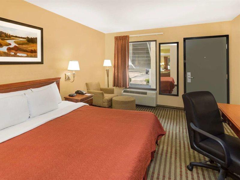 Howard Johnson By Wyndham Chattanooga Lookout Mountain I-24 Εξωτερικό φωτογραφία